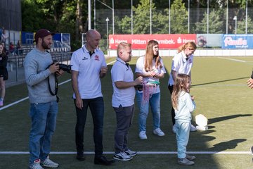 Bild 115 - wBJ Lotto Pokal Finale  Eimsbuetteler TV - Hamburger SV : Ergebnis: 0:3